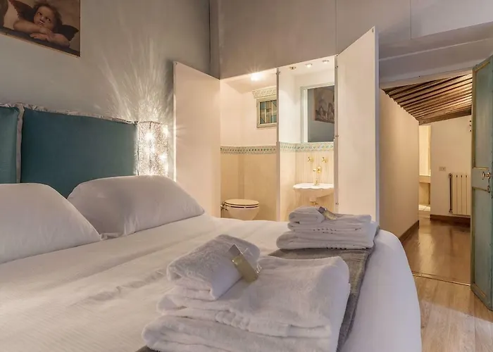 Unique Opportunity To Live In A Renaissance Palace - Ac/wi-fi * Rom