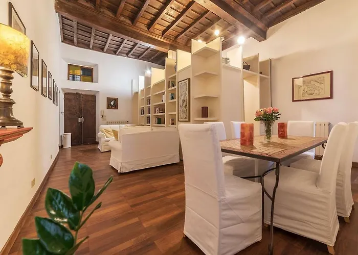 Unique Opportunity To Live In A Renaissance Palace - Ac/wi-fi דירה